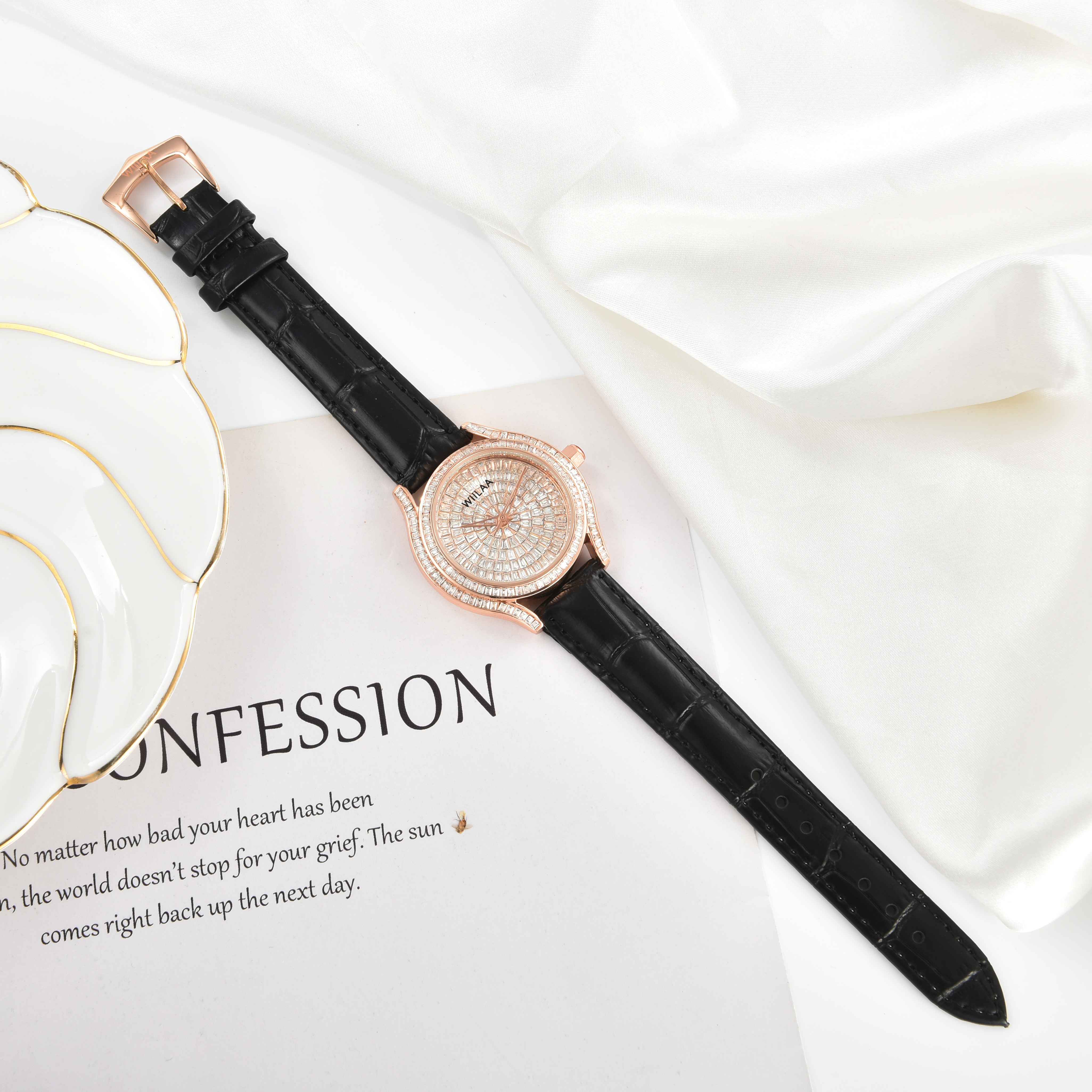 WIILAA Luxury Women's Crystal  – обзор и цена Luxury Watch All Black
